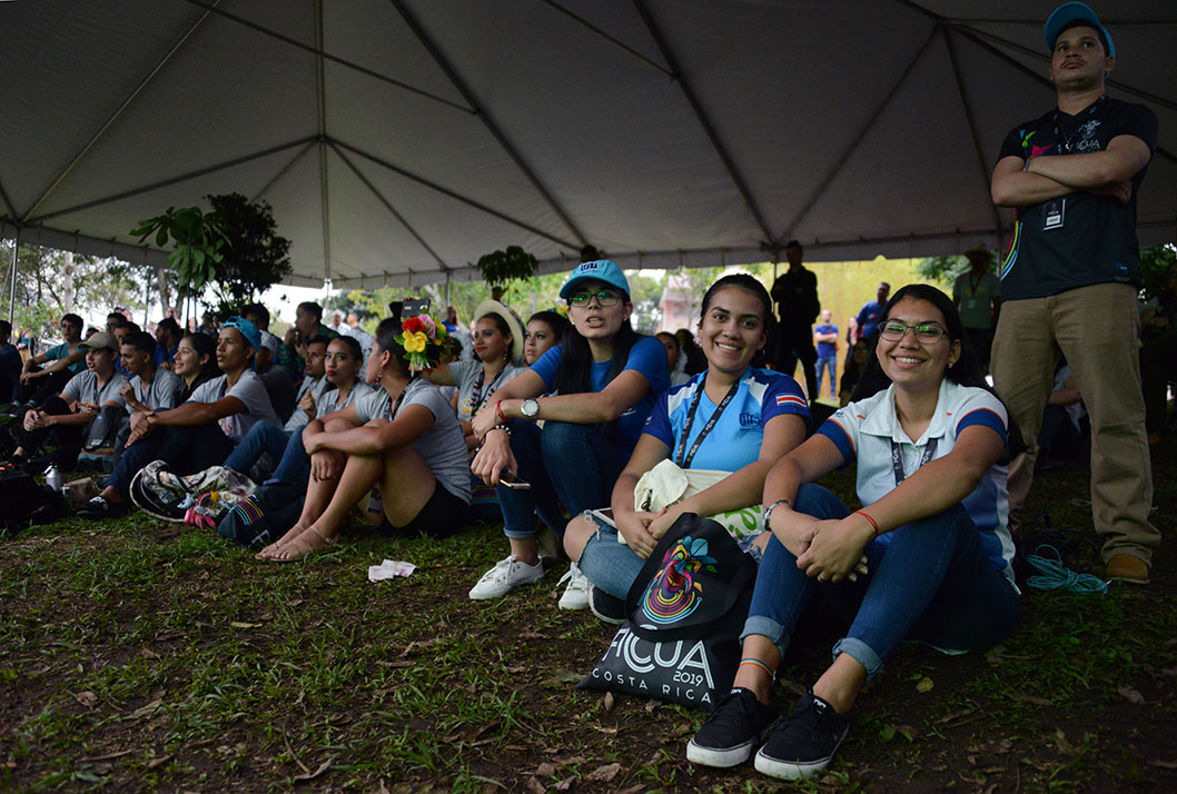 El público pudo disfrutar de las distintas manifestaciones artísticas que presentaron los jóvenes centroamericanos.