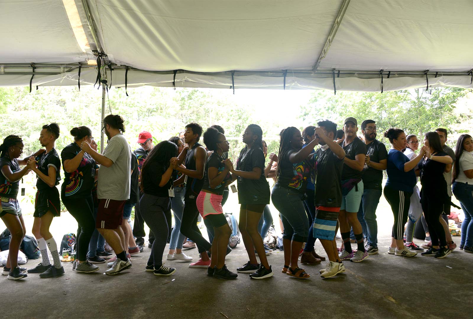  La música y el baile fue parte de lo que compartieron estudiantes de Centroamérica. 