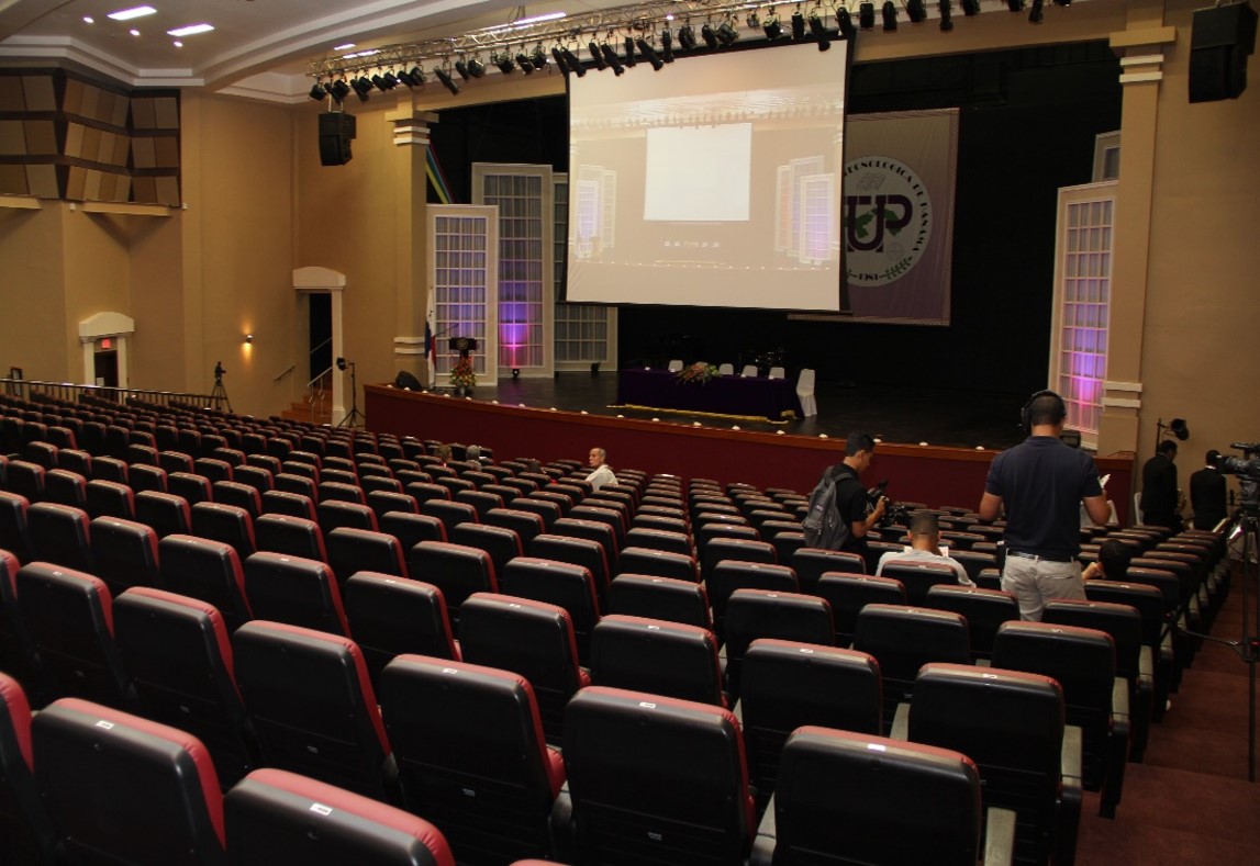 Teatro auditorio, Universidad Tecnológica de Panamá